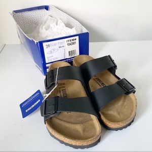 NWT Birkenstock Arizona Black Sandals 39